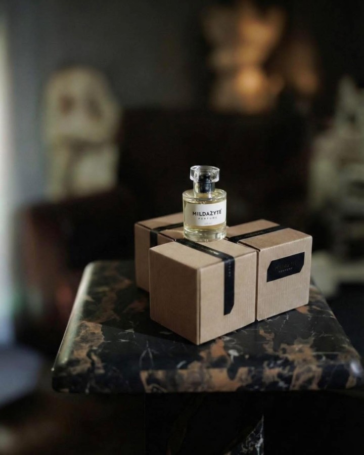  AISTIS MICKEVIČIUS SUKURTA. KVEPALAI MILDAŽYTĖ