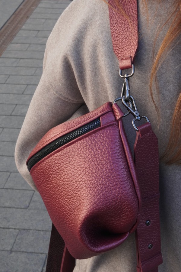 LEMANE. RANKINĖ PANDA