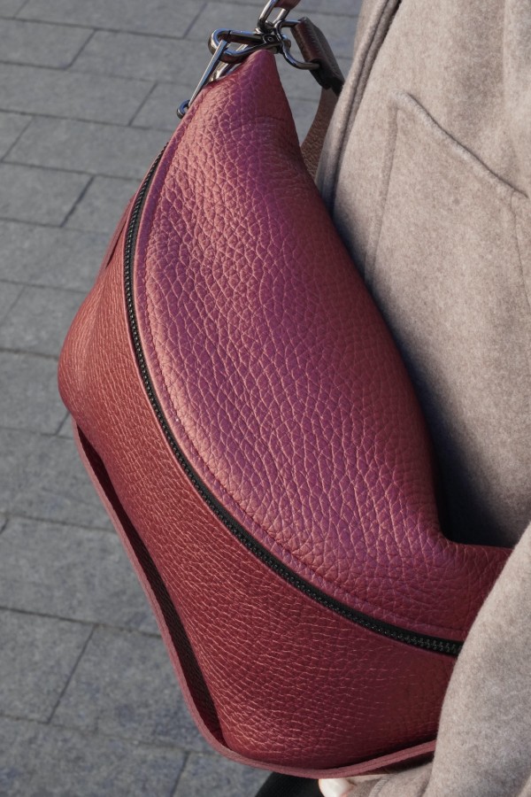 LEMANE. RANKINĖ PANDA