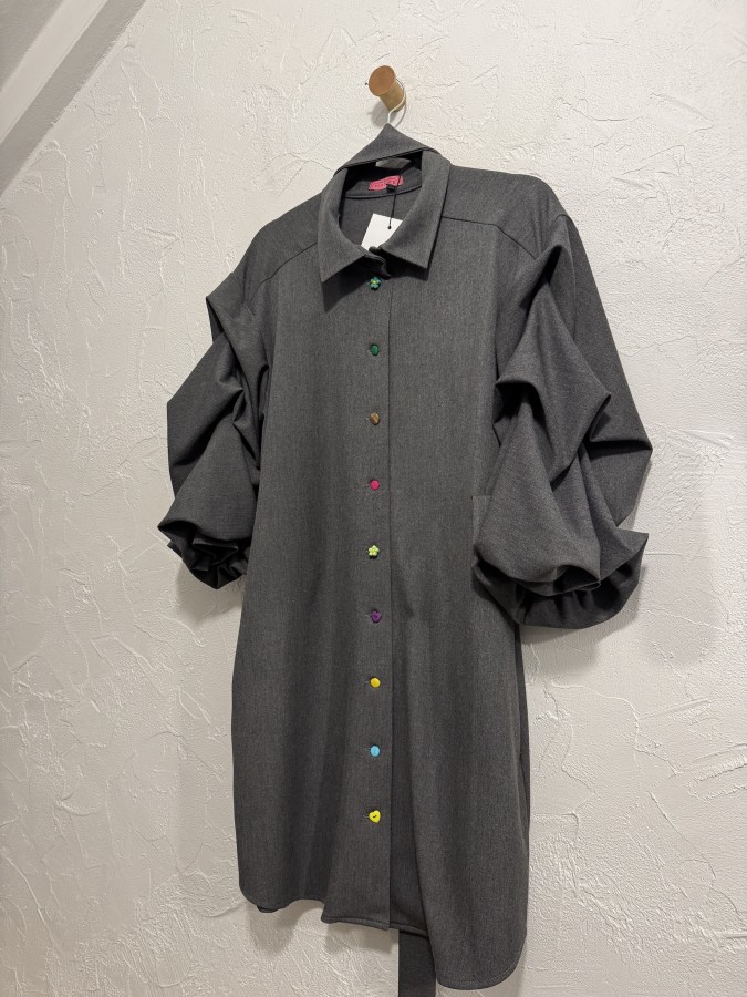 Go Mante. suknelė pilka