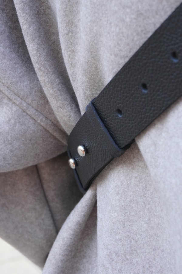 LEMANE. RANKINĖ juoda