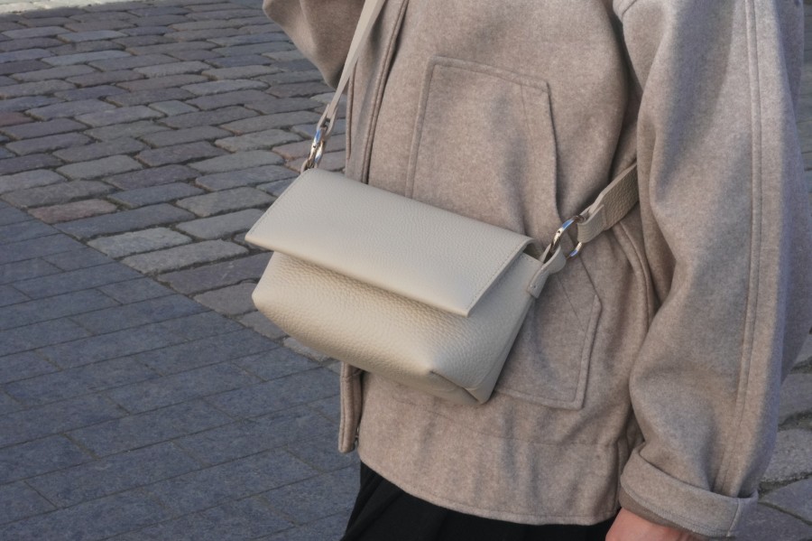 LEMANE. RANKINĖ smėlio