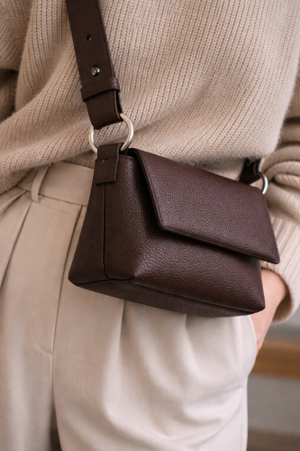 LEMANE. RANKINĖ šokoladas