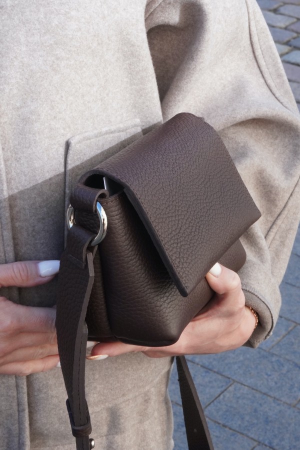 LEMANE. RANKINĖ šokoladas