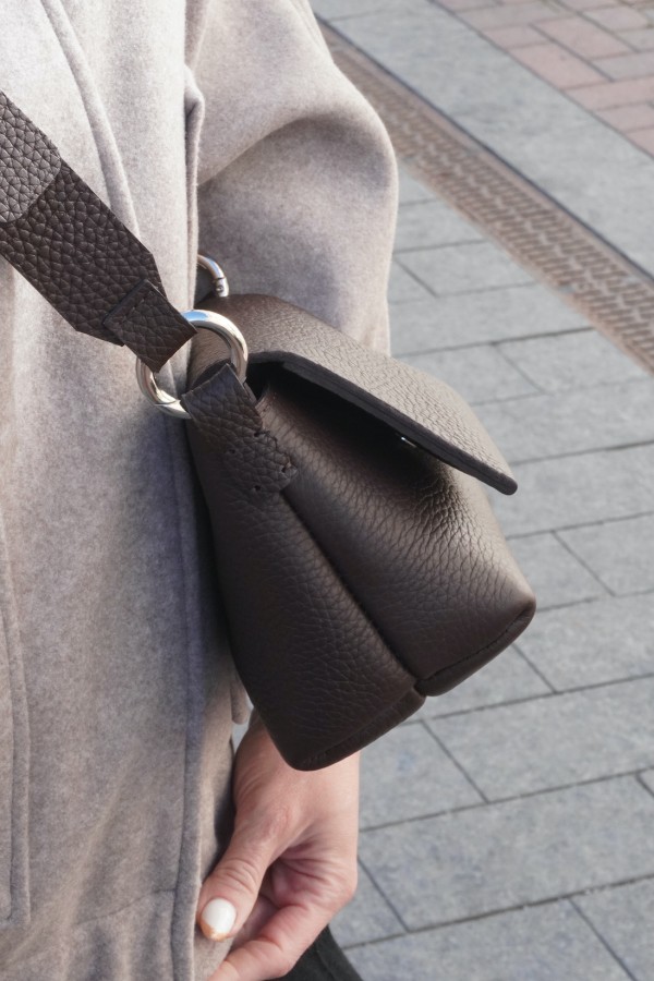 LEMANE. RANKINĖ šokoladas