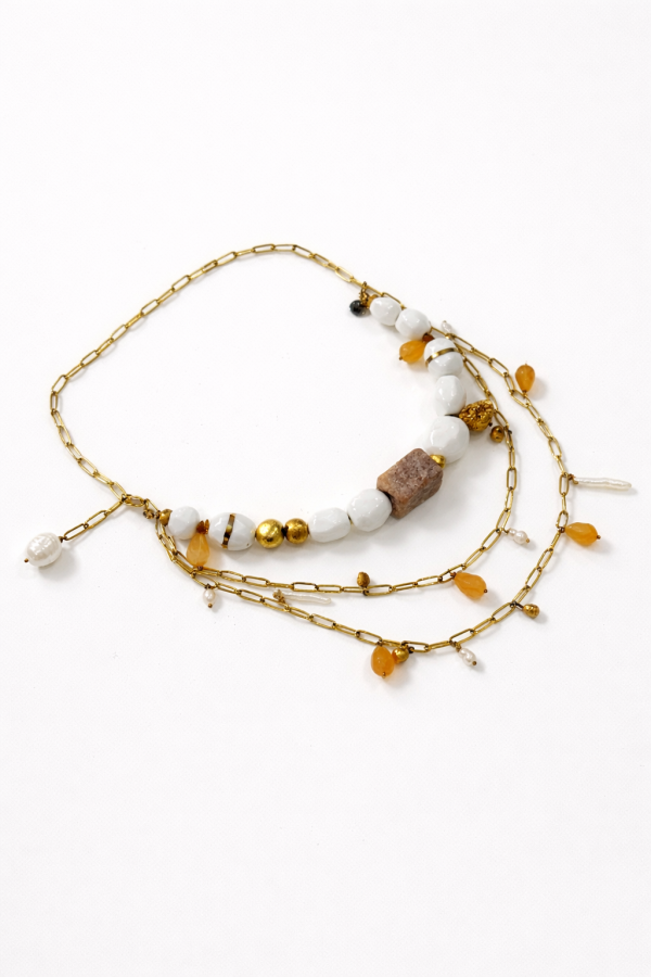 Maži dalykai. porceliano kaklo papuošalas