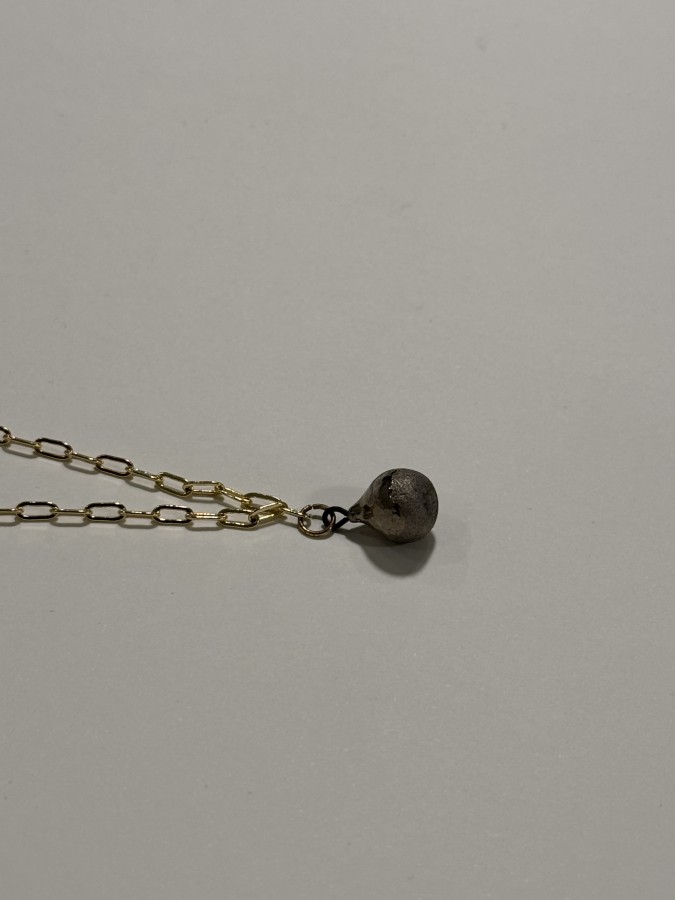 Maži dalykai. porceliano pakabukas Maži dalykai. porceliano pakabukas