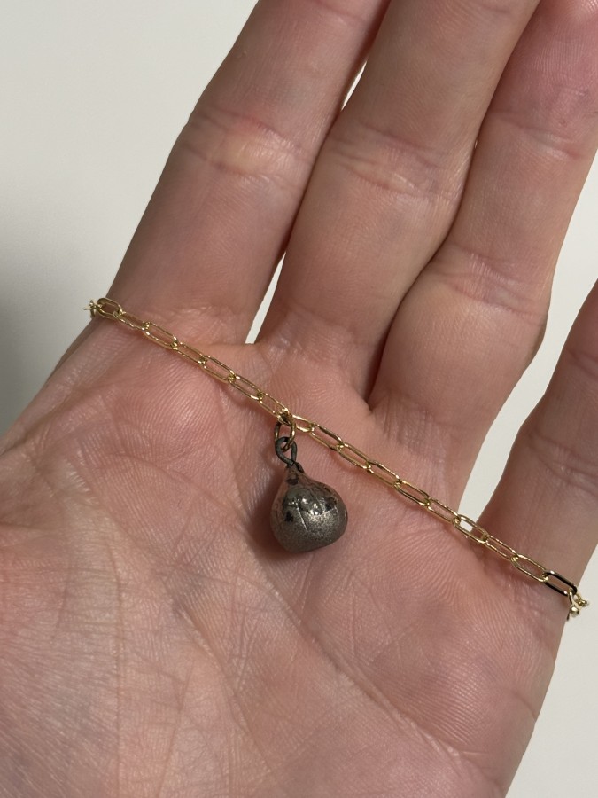 Maži dalykai. porceliano pakabukas Maži dalykai. porceliano pakabukas