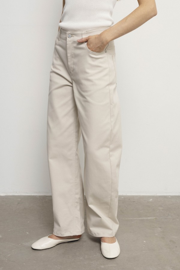 Robi Agnes. DAKOTA džinsai