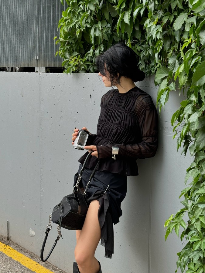 SEARCHING. Dreamy Top juoda SEARCHING. Dreamy Top juoda