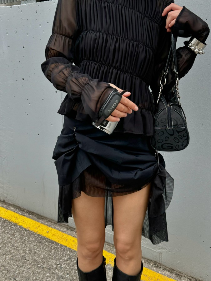 SEARCHING. Dreamy Top juoda SEARCHING. Dreamy Top juoda