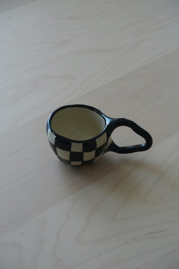 Terra Touch. Chess in black puodelis
