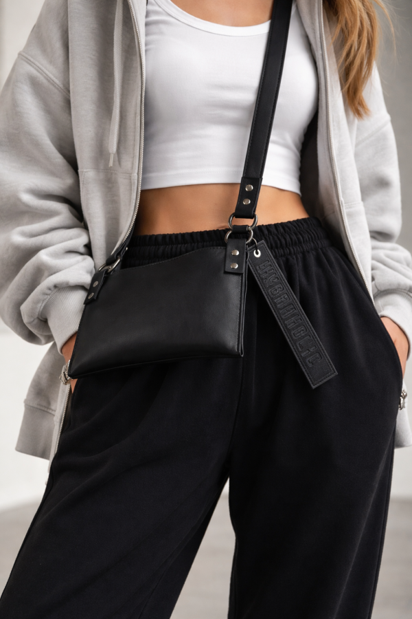 URBANHOLIC. Rankinė