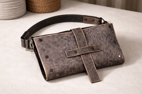 URBANHOLIC. odinis RANKINUKAS