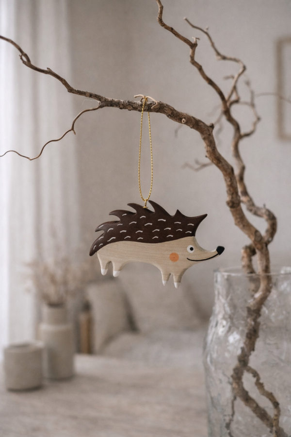 Wood life Jewellery. Kalėdinė dekoracija ežiukas
