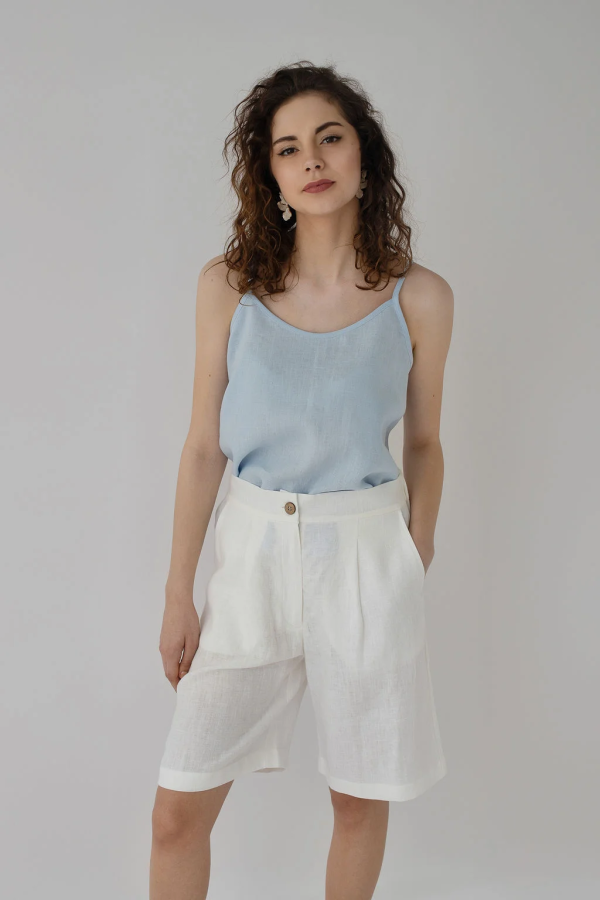 amber linen. Klasikiniai lininiai šortai Jakarta