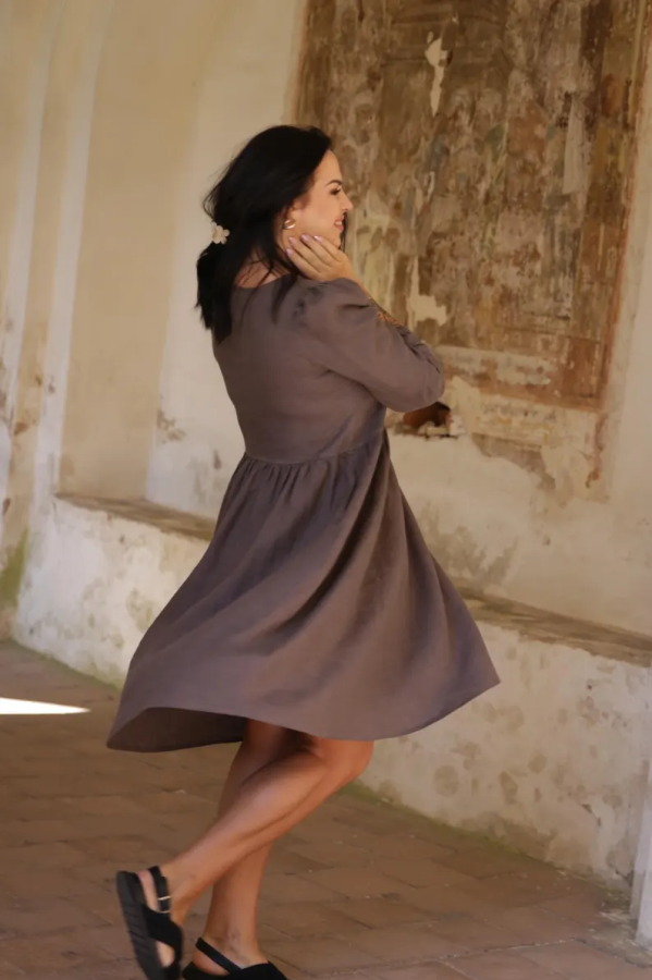 AMBER LINEN. Sarah midi lininė suknelė