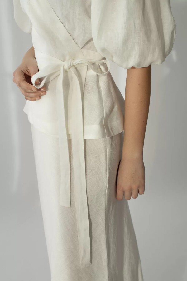 amber linen. USA susiaučiama lininė palaidinė Balta