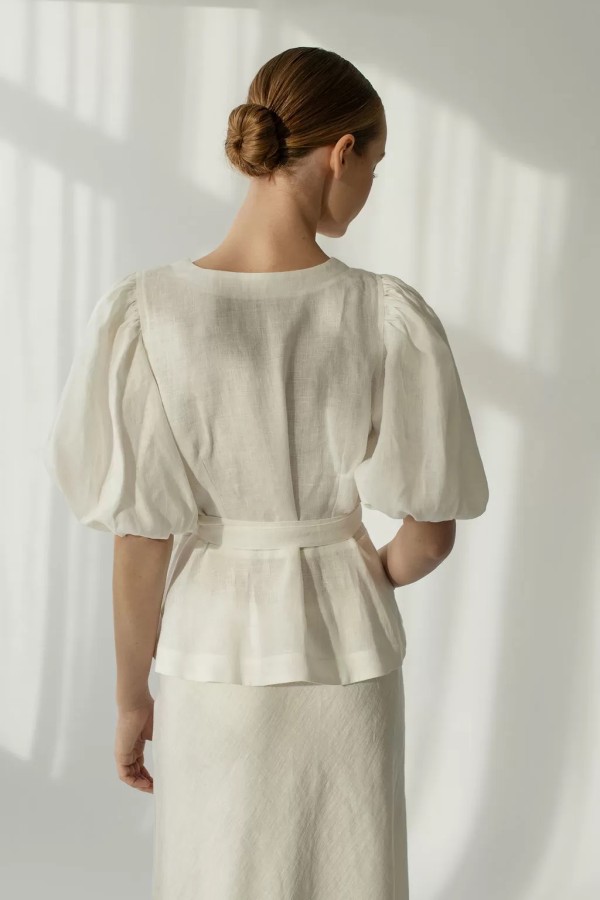 amber linen. USA susiaučiama lininė palaidinė Balta