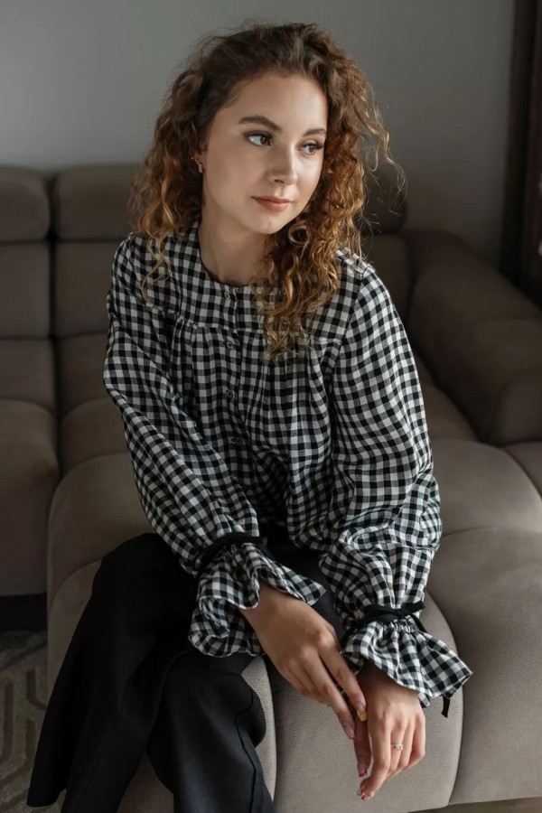 amber linen. VICTORIA Juodai balta languota lininė palaidinė