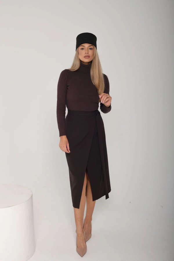 A.P. Line. Rowan sijonas