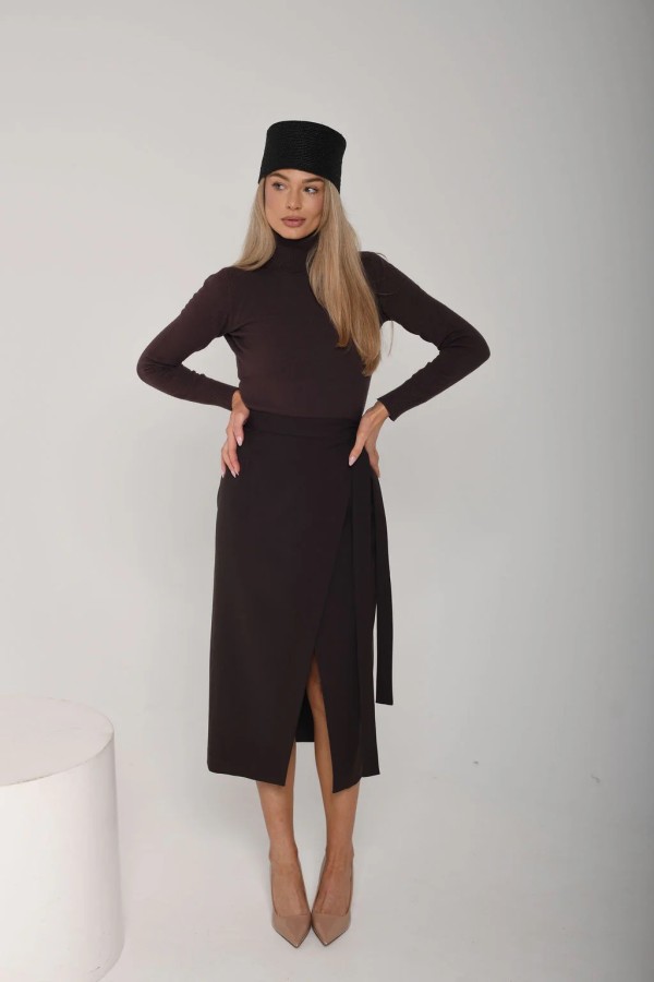 A.P. Line. Rowan sijonas