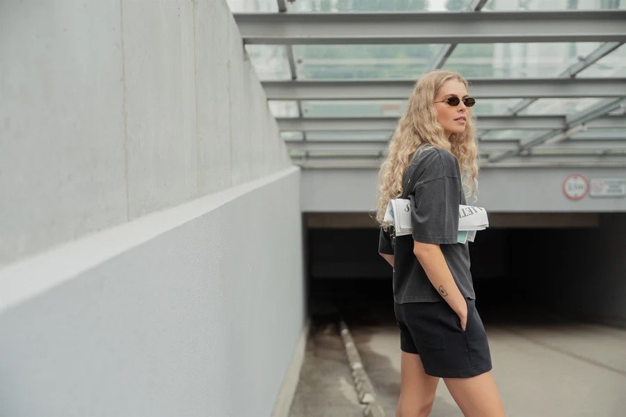 arelo. marškinėliai moterims Dolce Far Niente 