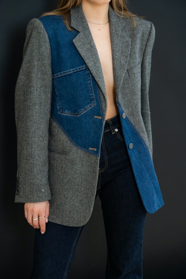 ARTÉ LAURITA. PILKAS ŠVARKAS SU DŽINSO DETALĖM