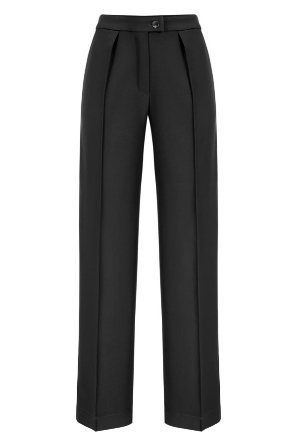 BAGOTA. JUODOS KELNĖS