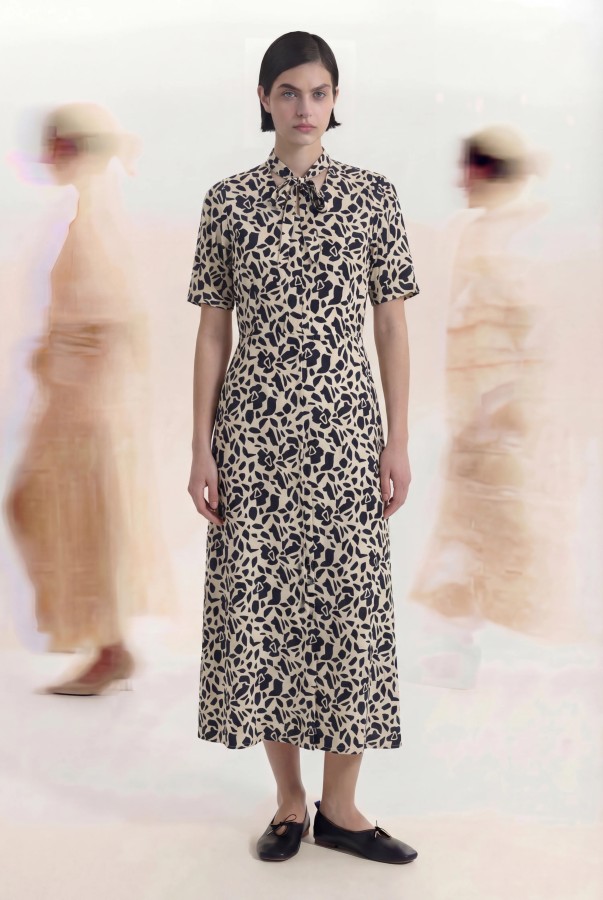 bagota. RAŠTUOTA SUKNELĖ