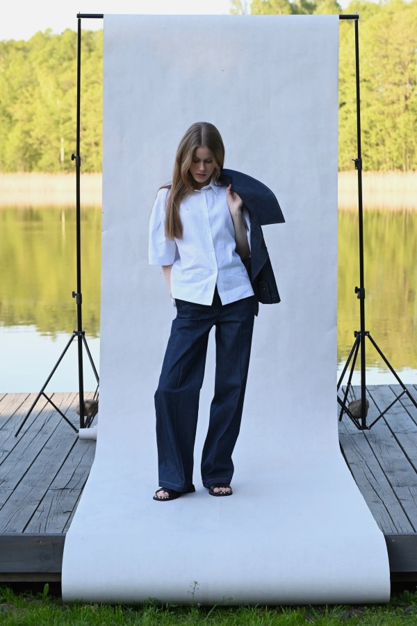 Bagota. TAMSIAI MĖLYNI DŽINSAI Bagota. TAMSIAI MĖLYNI DŽINSAI