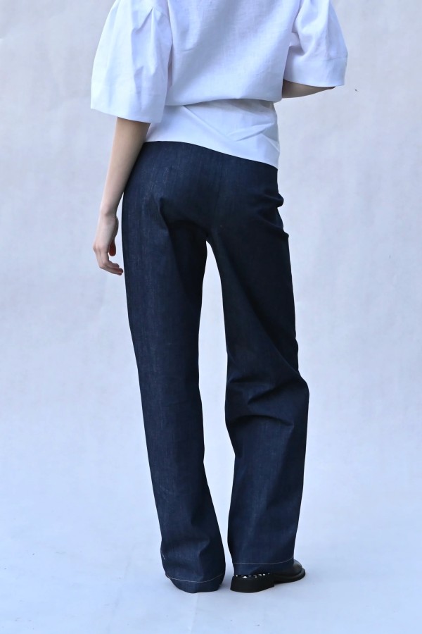 Bagota. TAMSIAI MĖLYNI DŽINSAI Bagota. TAMSIAI MĖLYNI DŽINSAI