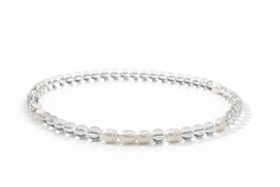 cute little things. stiklo vėrinys su perlais 