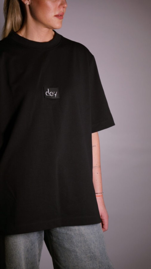 dey. unisex Marškinėliai MONI juodi
