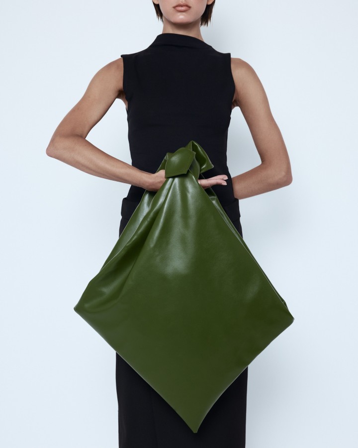 Emilija Jasiulyte. RESHIO Rankinė 01 žalia