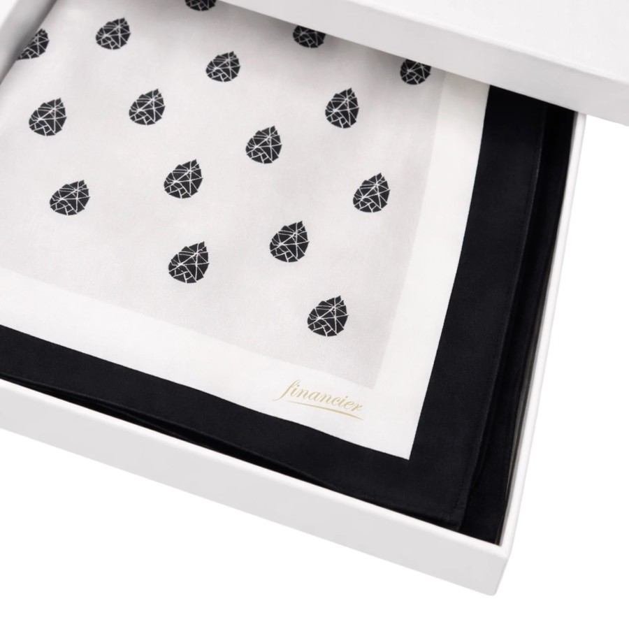 Financier. Šilkinė skarelė Silver