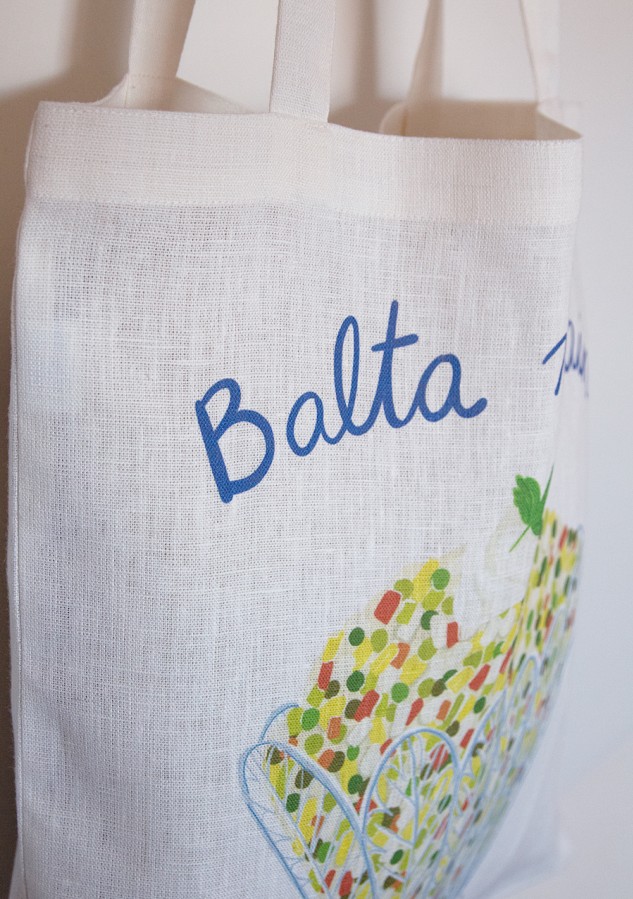 Justina Česnauskaitė. Lininis maišelis balta mišrainė