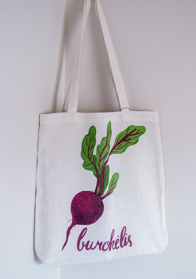 Justina Česnauskaitė. Lininis maišelis burokėlis