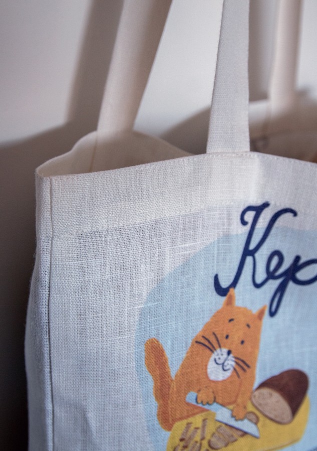 Justina Česnauskaitė. Lininis maišelis kepta duona