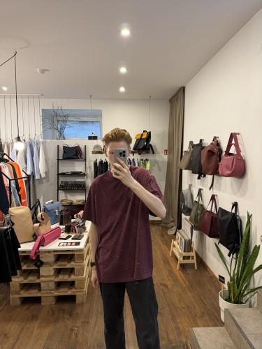 Kajus Kaj. unisex bordo  marškinėliai