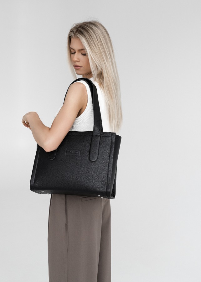 kartu. Rankinė Smilga juoda