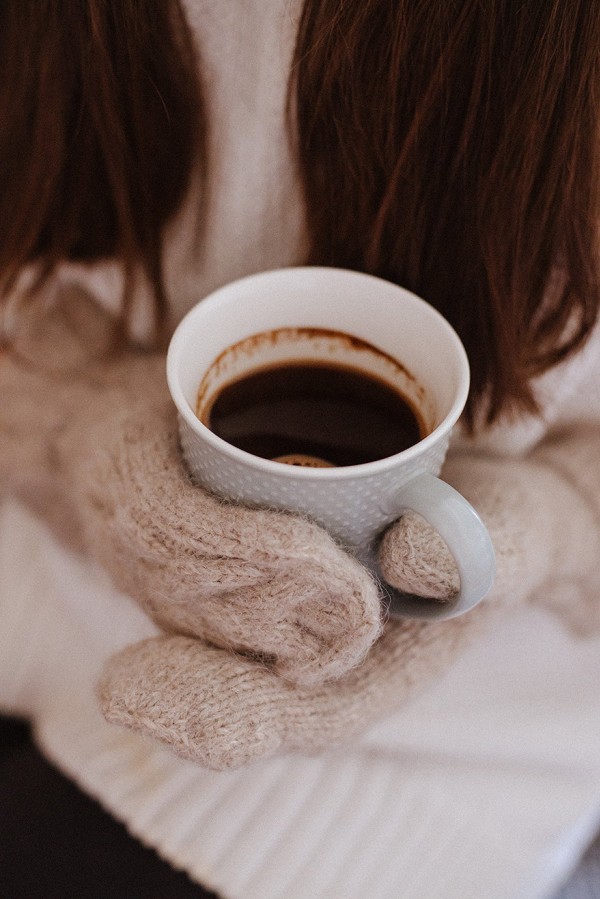 knoto. Kreminės Alpakos pirštinės knoto. Kreminės Alpakos pirštinės