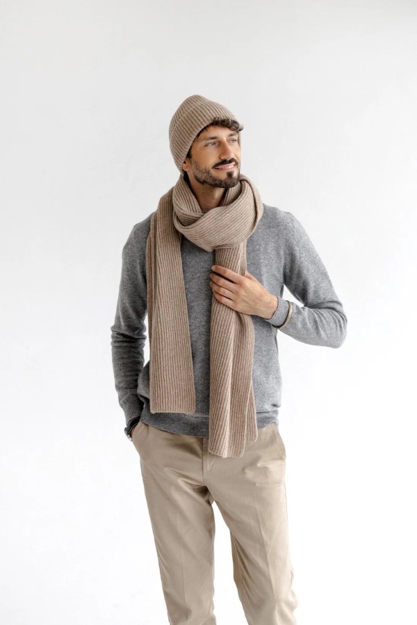 KNOTO. merino vilnos unisex smėlio šalikas KNOTO. merino vilnos unisex smėlio šalikas