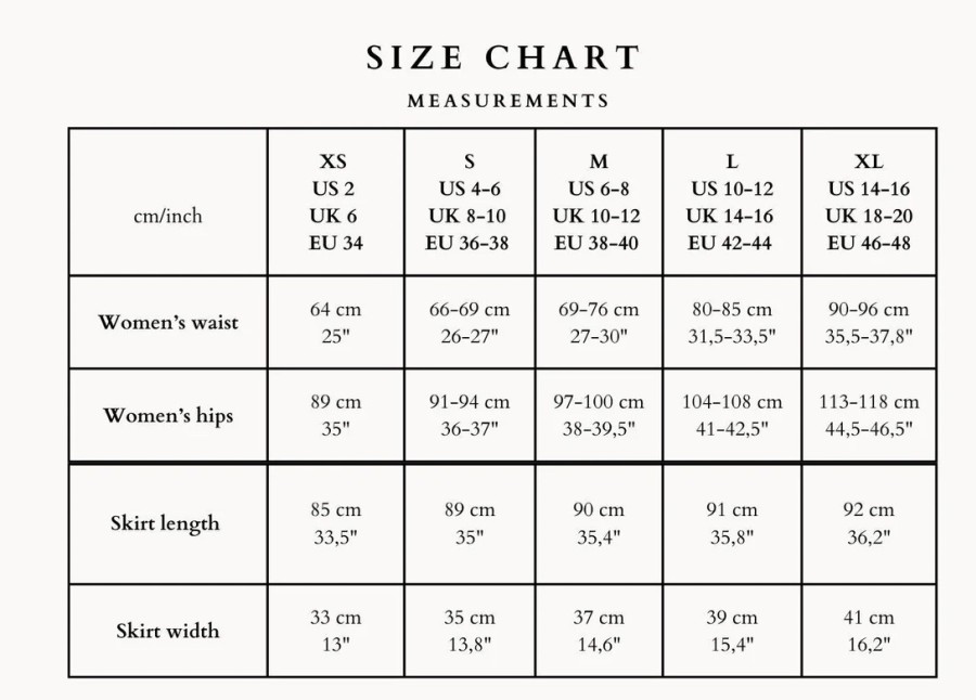 Knoto. pilkas megztas sijonas Knoto. pilkas megztas sijonas