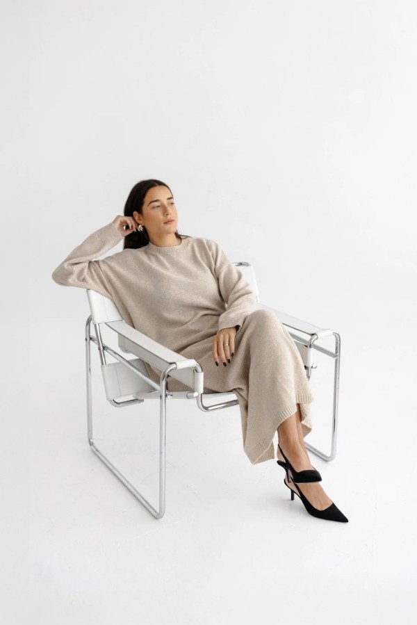 knoto. smėlio merino vilnos megztinis 