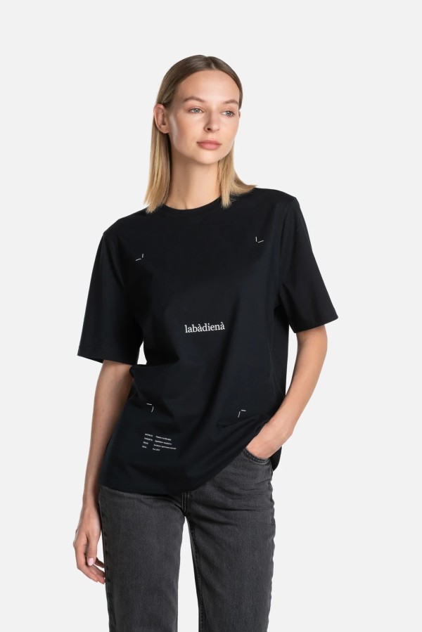 LABADIENA. Plakato UNISEX marškinėliai juodi LABADIENA. Plakato UNISEX marškinėliai juodi
