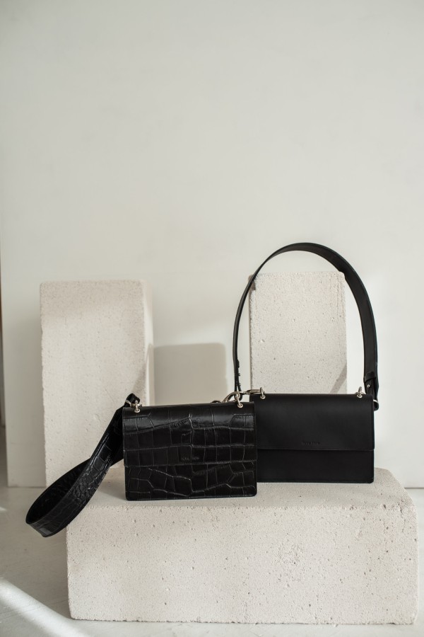 Lava flow. Rankinė Palena