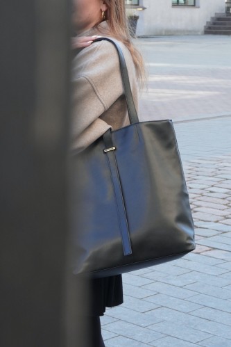 lemane. Kaktuso rankinė 