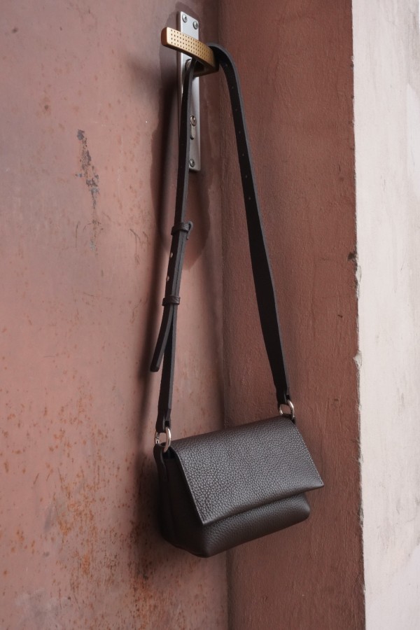 LEMANE. RANKINĖ šokoladas