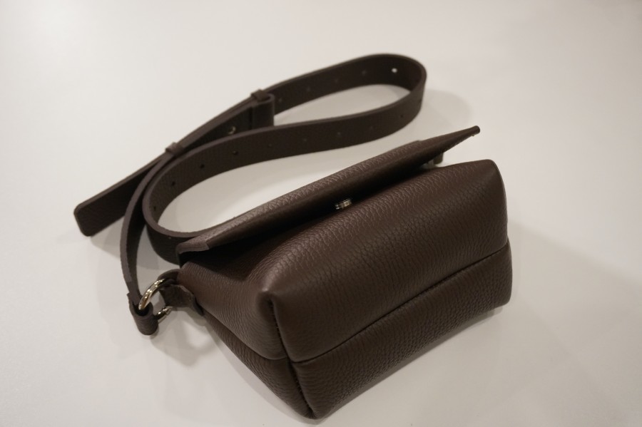 LEMANE. RANKINĖ šokoladas